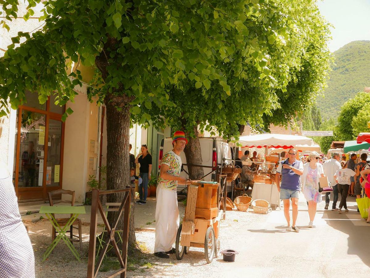 Chateau Des Gipieres Bij De Mont Ventoux Montbrun-les-Bains Dış mekan fotoğraf